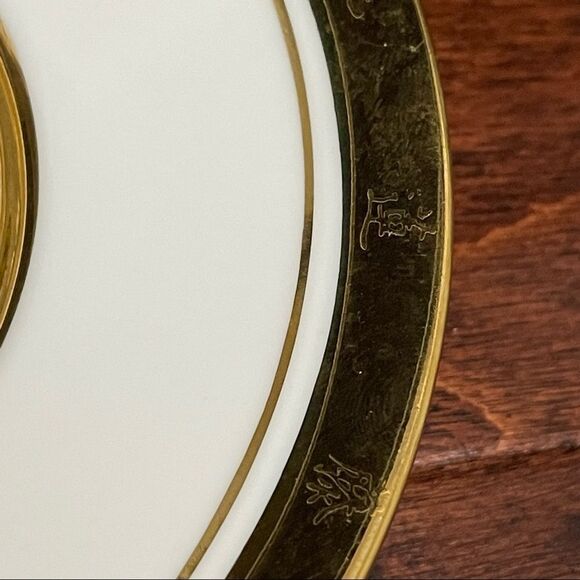 Japanese Chokin Hamilton Collection Pine & Crane New Year's Day Plate No. 2023MH - Picture 4 of 10